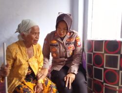 Murtamah (80) Terima Bantuan Sosial dari Polres Lumajang